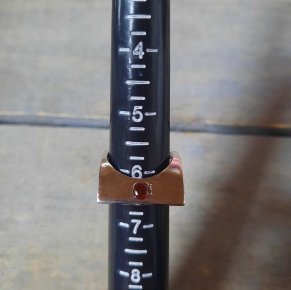 Artisan Crafted Sterling Silver Abstract Garnet Ring - Picture 13 of 15